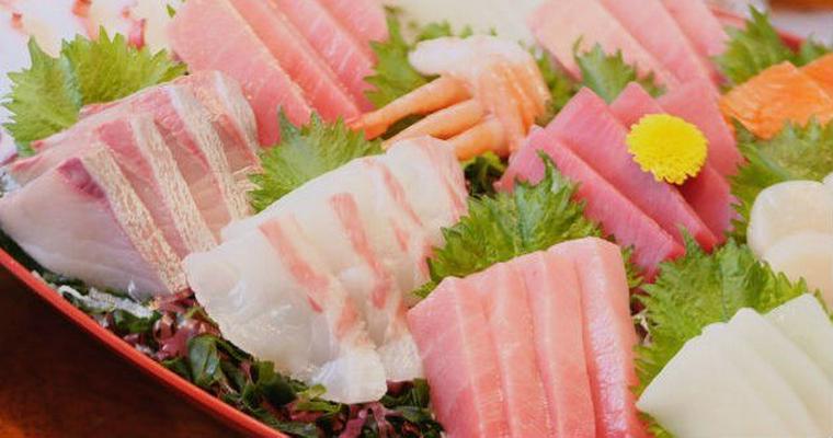 犬は刺身を食べても大丈夫? 犬には刺身を食べさせないで